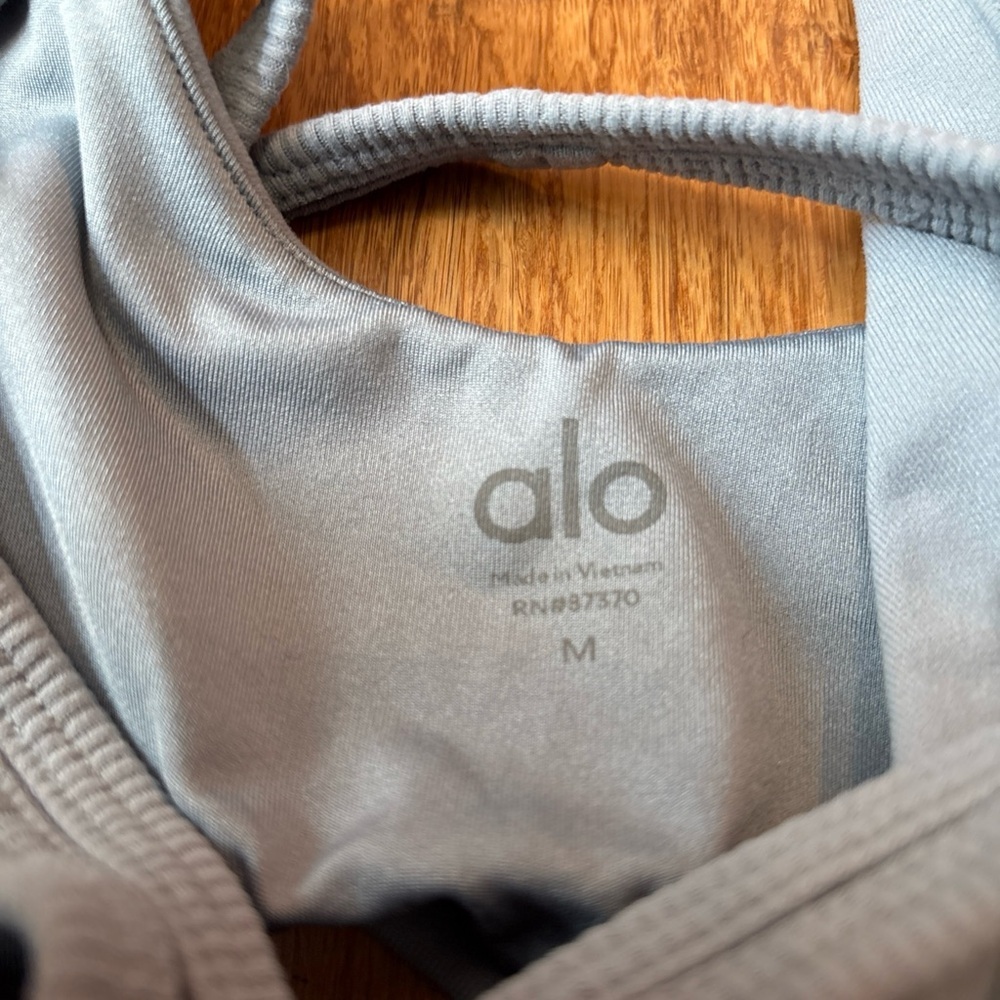 ALO Yoga Trackie  Sport Bra Women Size Medium Blue Gym Stretching - Picture 7 of 13
